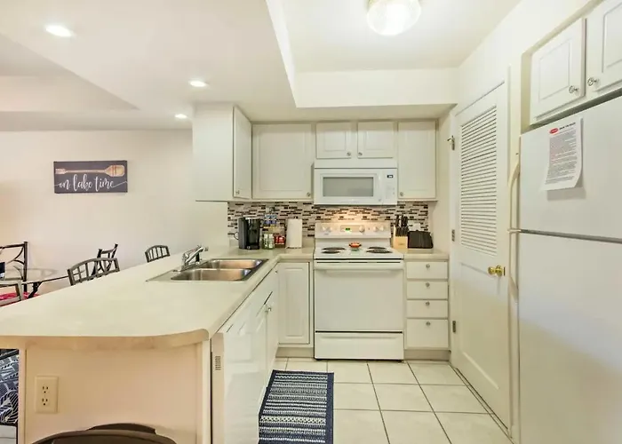 Waterfront Condo With Boat Slip!